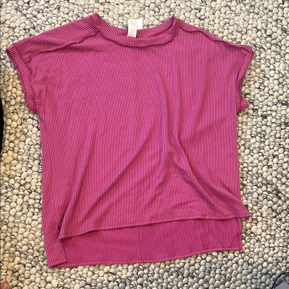7th Ray Magenta Ribbed Short Sleeve Top